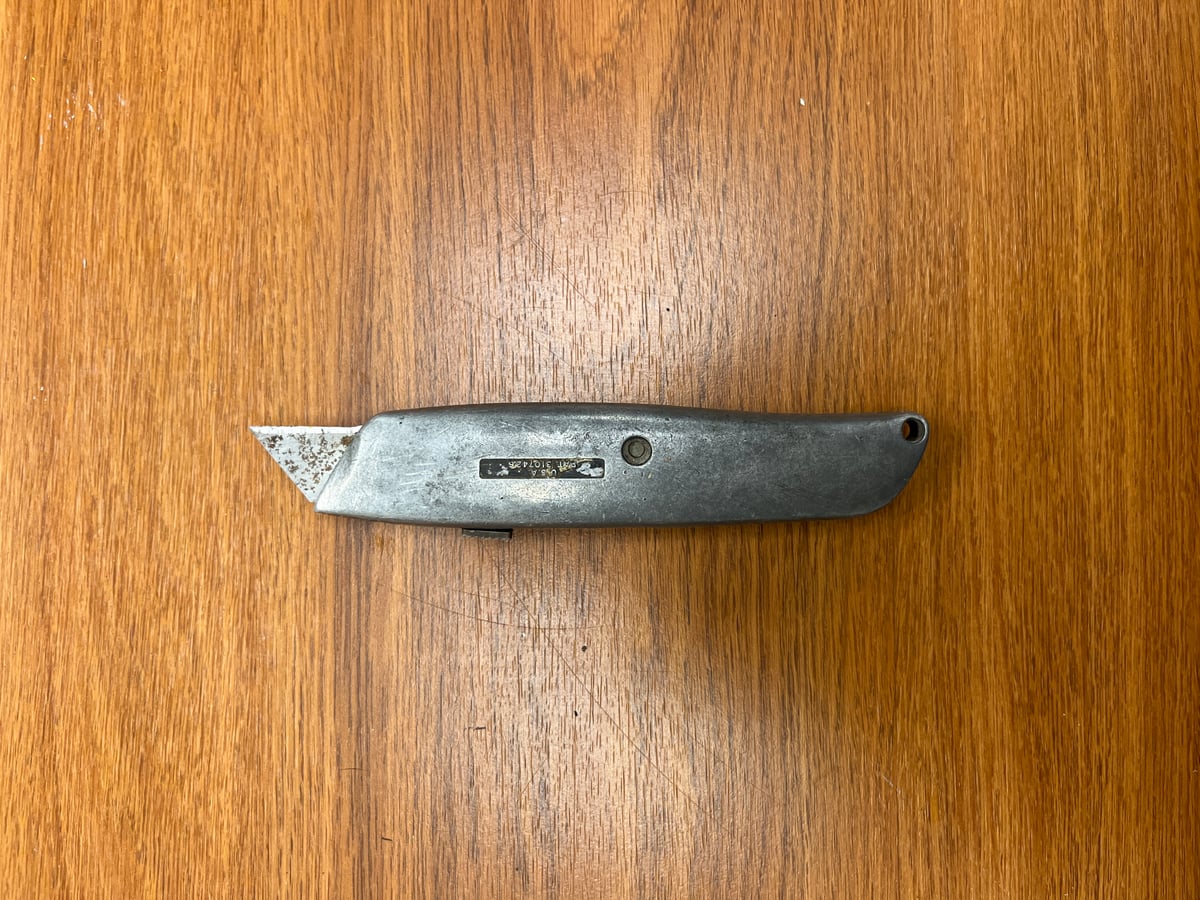 Retractable Utility Knife